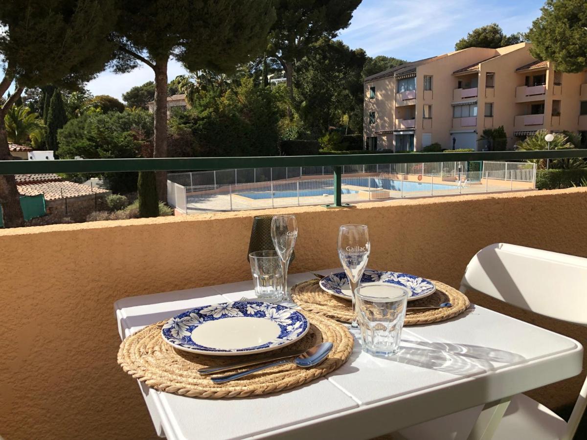 Studio Avec Terrasse Et Piscine Bandol Kültér fotó